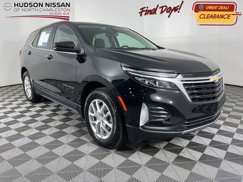 Used 2023 Chevrolet Equinox LT image 1