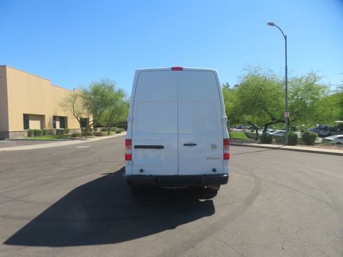 Used 2019 Nissan NV 2500 SV image 12