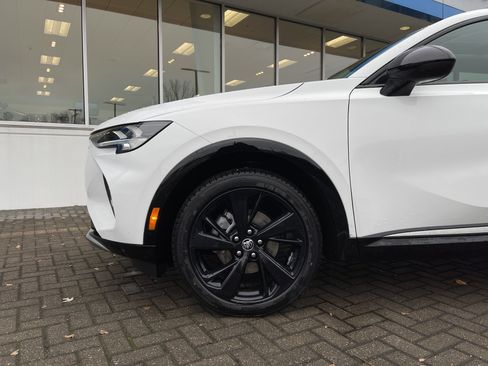 Used 2022 Buick Envision Preferred image 10