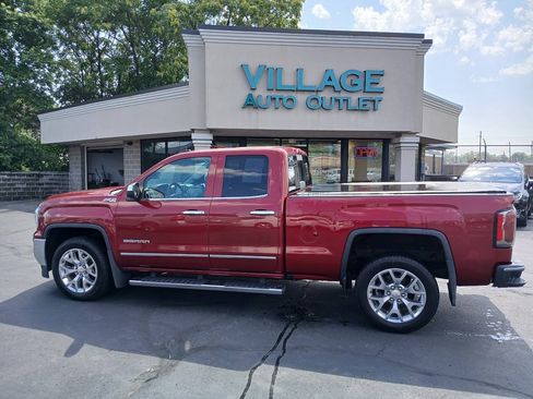 Used 2018 GMC Sierra 1500 SLT w/ SLT Premium Package AWD/4WD image 1