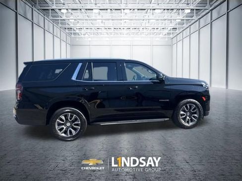 Used 2022 Chevrolet Tahoe LT w/ Luxury Package AWD/4WD image 25