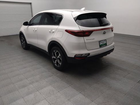 Used 2022 Kia Sportage LX AWD/4WD image 5