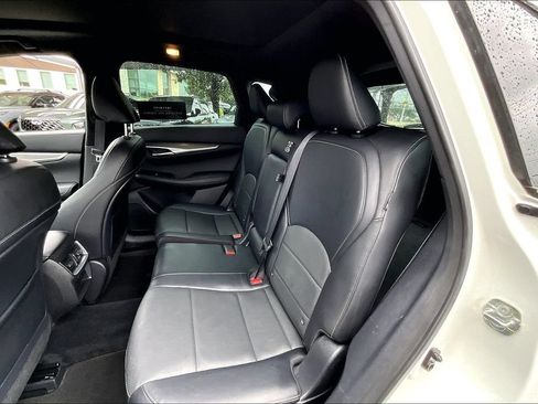 Used 2022 INFINITI QX50 Luxe w/ Appearance Package FWD image 37