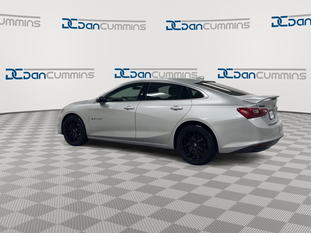 Used 2018 Chevrolet Malibu LT FWD image 6