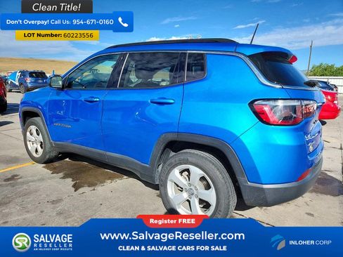 Used 2021 Jeep Compass Latitude w/ Convenience Group AWD/4WD image 3