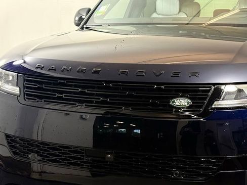 New 2026 Land Rover Range Rover Sport Dynamic SE AWD/4WD image 12