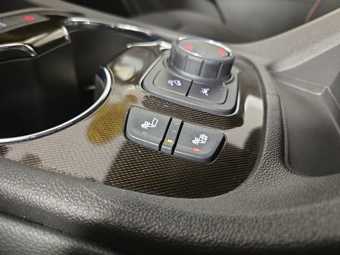 Certified 2023 GMC Acadia AT4 w/ LPO, Floor Liner Package image 28