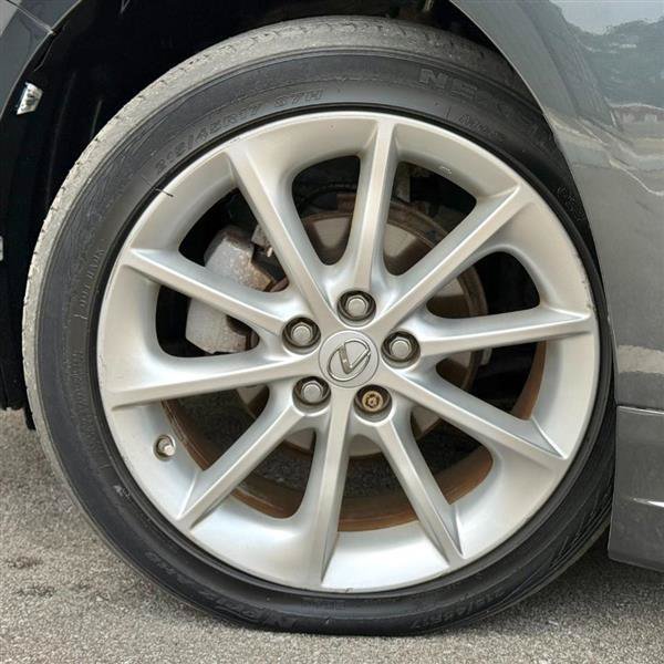 Used 2011 Lexus CT 200h Premium FWD image 26
