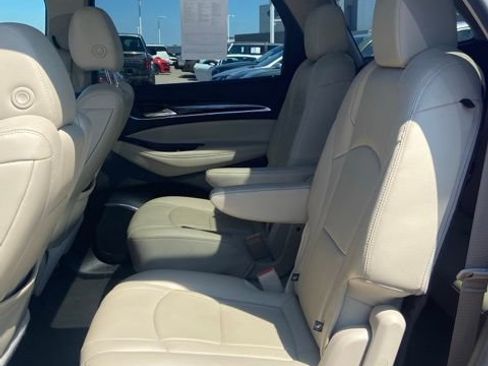 Used 2019 Buick Enclave Essence w/ Trailering Package, 5000 lbs. FWD image 6