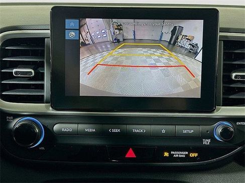 New 2026 Hyundai Venue SE image 14