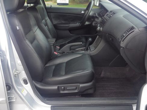 Used 2003 Honda Accord EX image 16