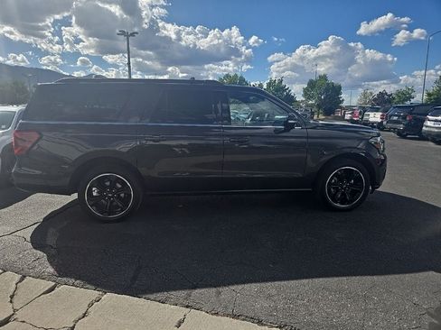 Used 2023 Ford Expedition Max Limited AWD/4WD image 3