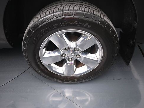 Used 2018 RAM 1500 Express w/ Express Value Package AWD/4WD image 18