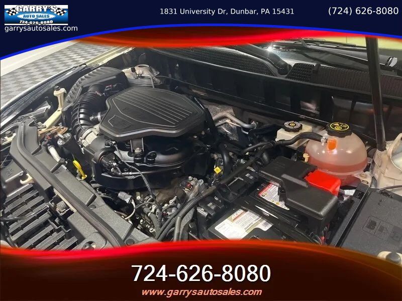 Used 2017 Cadillac XT5 Platinum AWD/4WD image 11