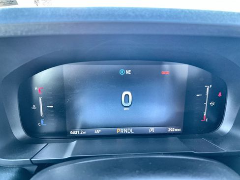 Certified 2025 Ford Maverick XL w/ Equipment Group 102A image 17