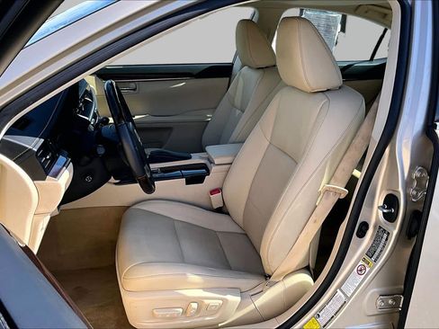 Used 2013 Lexus ES 350 w/ Premium Pkg FWD image 7