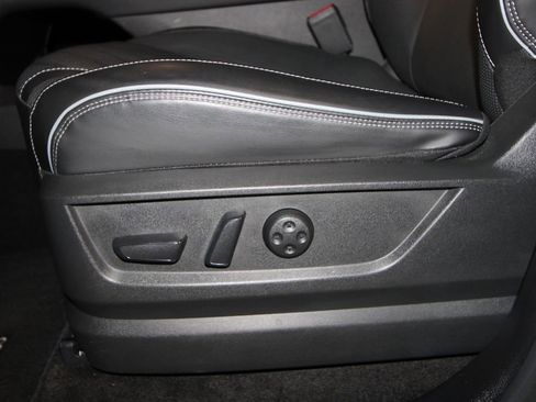 Used 2025 INFINITI QX80 Luxe image 9