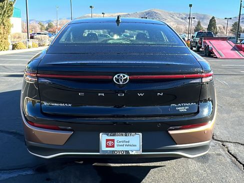 Certified 2026 Toyota Crown Platinum image 4