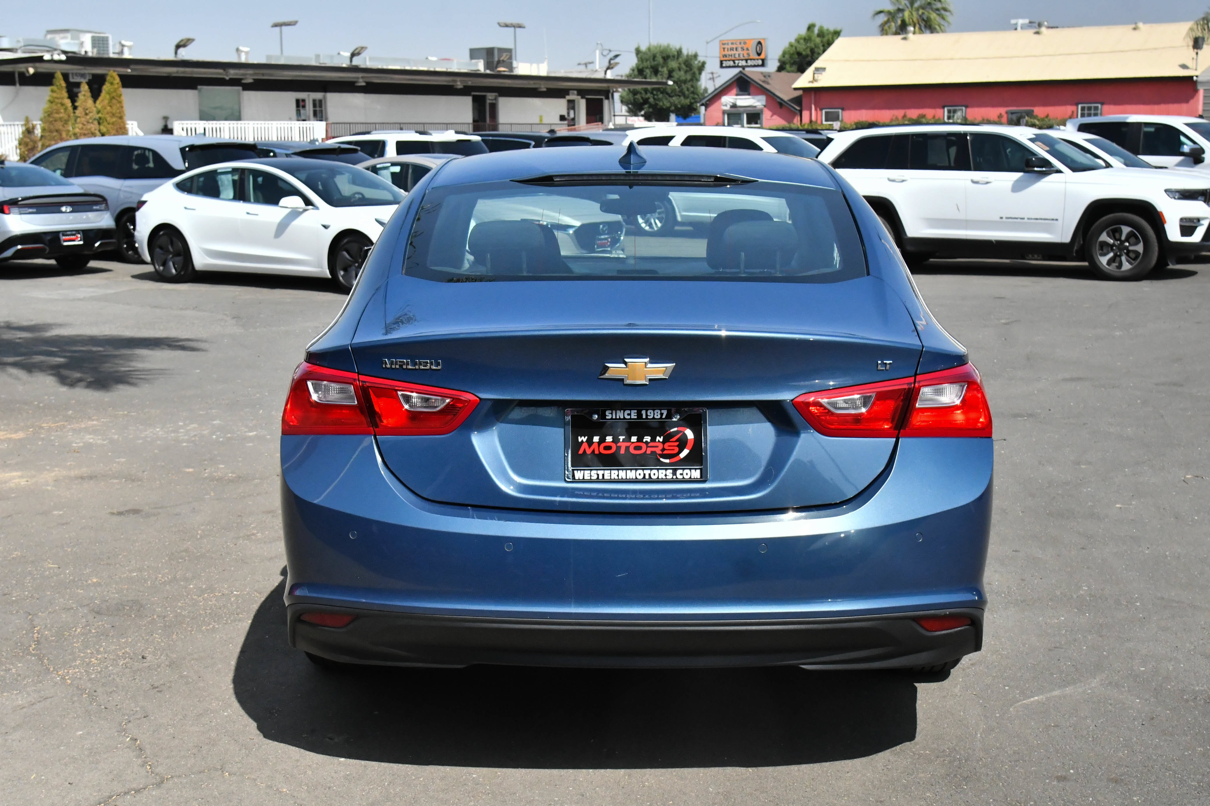 Used 2024 Chevrolet Malibu LT FWD image 7