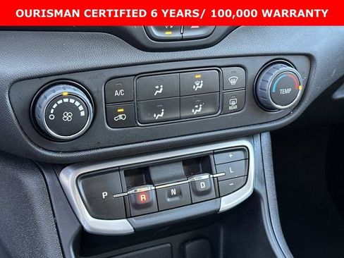 Certified 2024 GMC Terrain SLE image 22