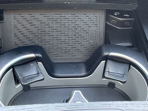 Certified 2023 Mercedes-Benz GLS 580 4MATIC image 35