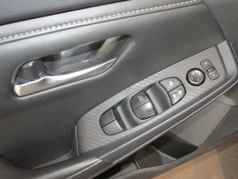 Used 2024 Nissan Sentra SV image 26