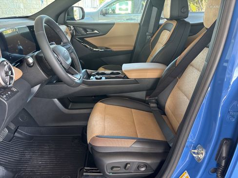 New 2026 Chevrolet Equinox ACTIV w/ Safety and Technology Package image 6