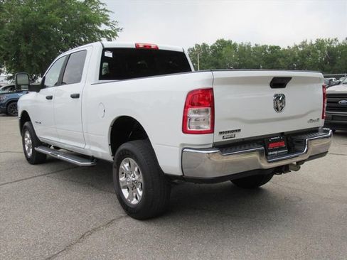 Used 2024 RAM 2500 Big Horn AWD/4WD image 5