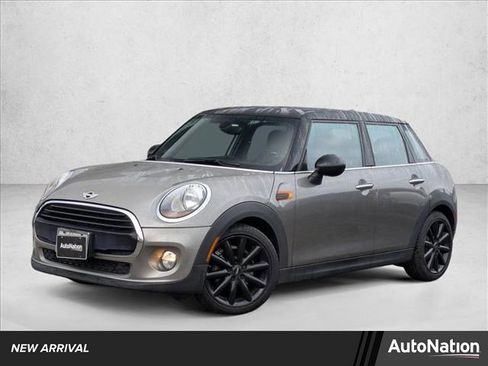 Used 2016 MINI Cooper 4-Door Hardtop image 1