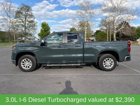 Used 2025 Chevrolet Silverado 1500 LT w/ Z71 Off-Road Package AWD/4WD image 2