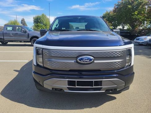 Used 2023 Ford F150 Lightning XLT AWD/4WD image 2