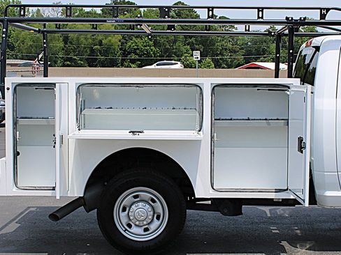 Used 2024 RAM 2500 Tradesman RWD image 12