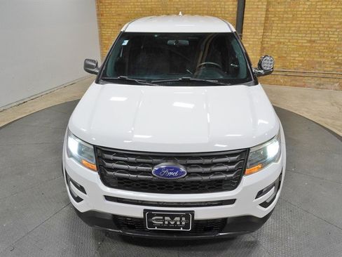 Used 2017 Ford Explorer 4WD Police Interceptor image 4
