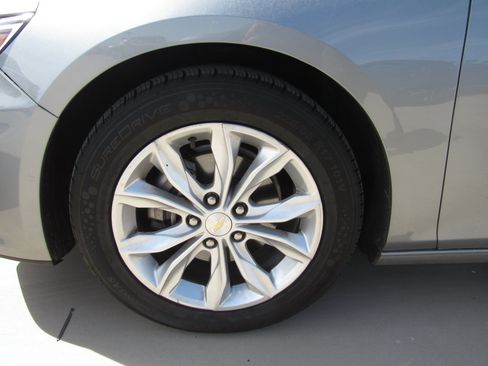 Used 2024 Chevrolet Malibu LT FWD image 5
