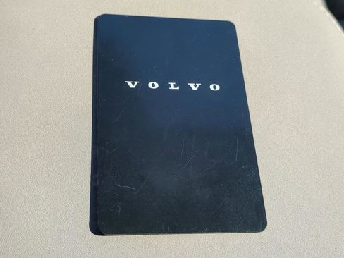 New 2025 Volvo EX90 Ultra image 28