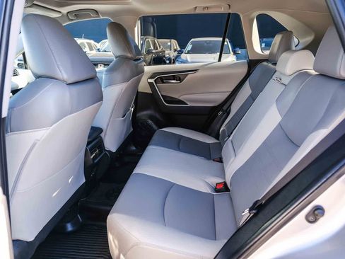 Certified 2022 Toyota RAV4 XLE Premium FWD image 20