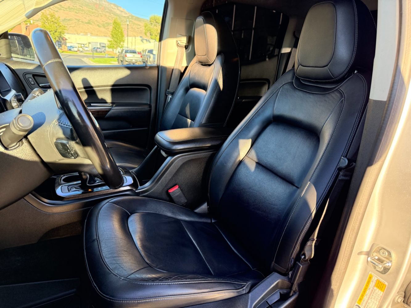 Used 2016 GMC Canyon SLT AWD/4WD image 18