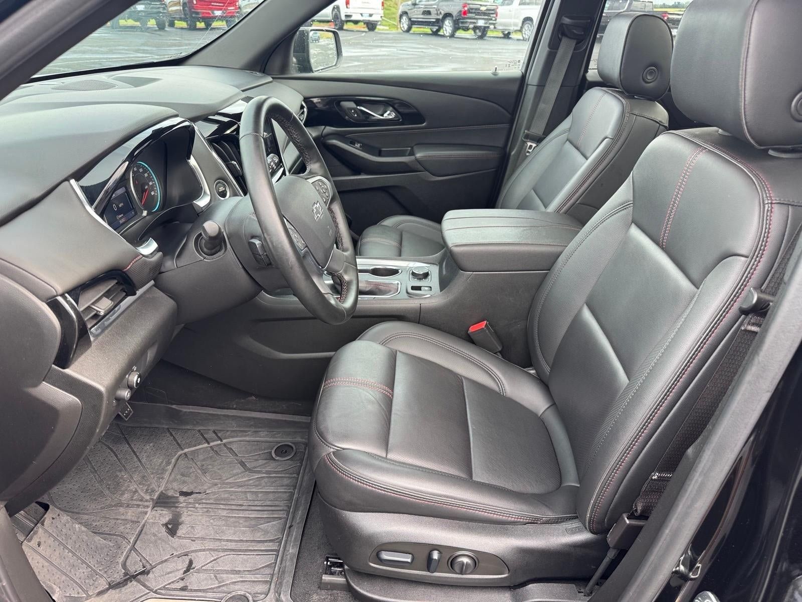 Used 2023 Chevrolet Traverse RS w/ LPO, Floor Liner Package AWD/4WD image 6