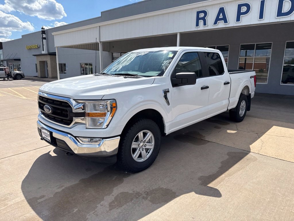 Used 2022 Ford F150 XLT w/ Trailer Tow Package AWD/4WD image 3