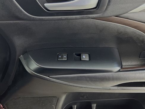 Used 2019 Toyota Highlander Limited Platinum image 32