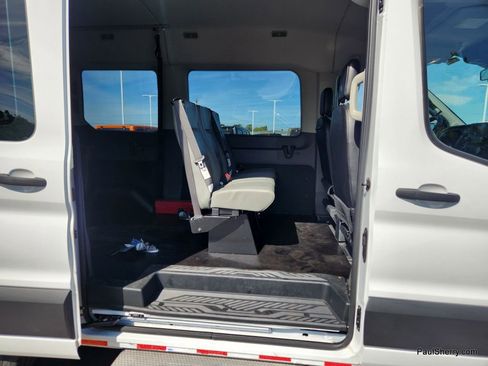 Used 2020 Ford Transit 150 XL image 54