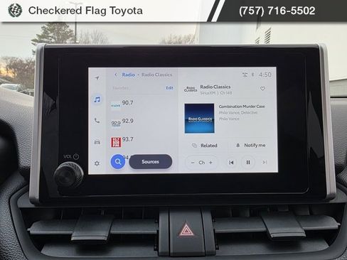 Used 2024 Toyota RAV4 SE w/ Weather & Moonroof Package image 32