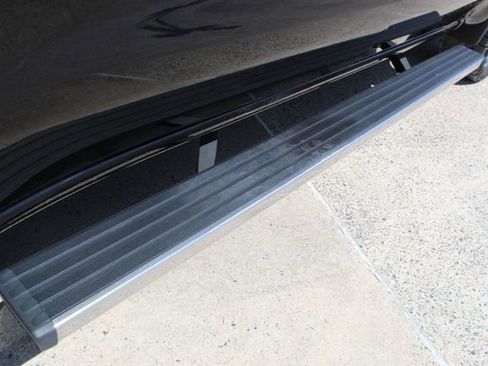 Used 2022 Chevrolet Silverado 1500 High Country w/ Safety Package II image 10