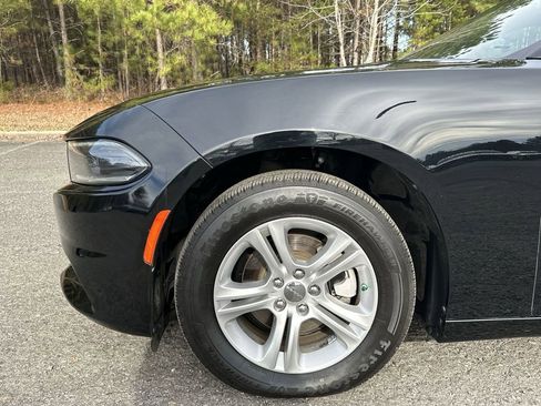 Used 2022 Dodge Charger SXT image 19