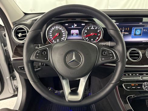 Certified 2018 Mercedes-Benz E 300 image 17