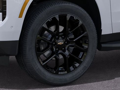 New 2026 Chevrolet Tahoe LS w/ LPO, Dark Essentials Package AWD/4WD image 9