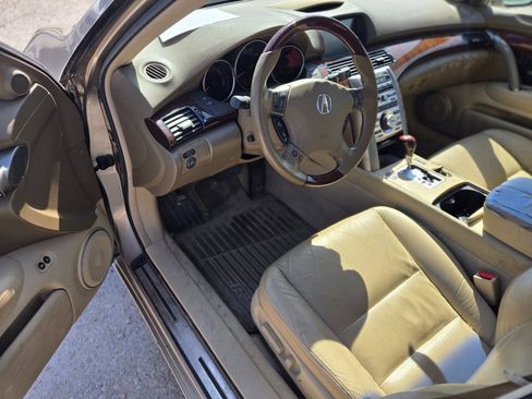 Used 2005 Acura RL AWD/4WD image 7