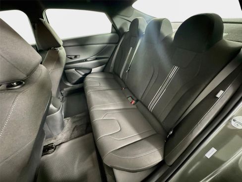 Certified 2025 Hyundai Elantra Sport FWD image 20