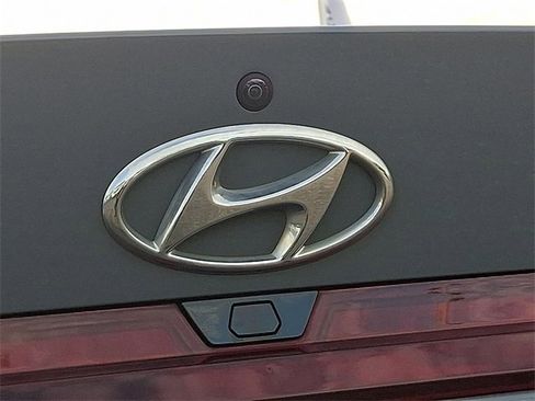 Used 2021 Hyundai Elantra SEL w/ Convenience Package image 29