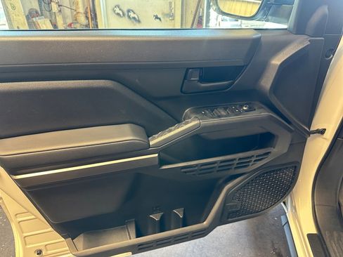 Certified 2024 Toyota Tacoma SR5 image 36